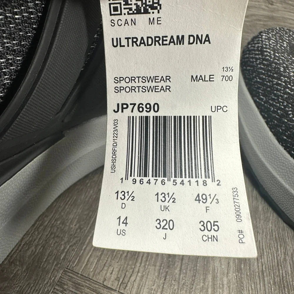 Adidas Ultradream DNA Mens 14 Black Grey Knit Running Shoes NEW JP7690